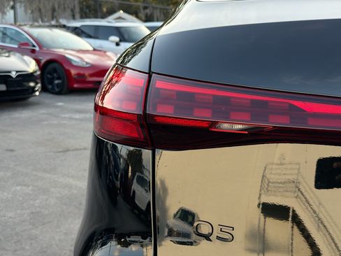 New 2026 Audi Q5 Premium Plus AWD/4WD image 10