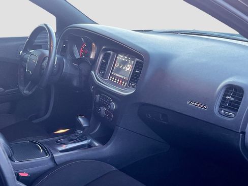 Used 2021 Dodge Charger R/T w/ Blacktop Package image 28