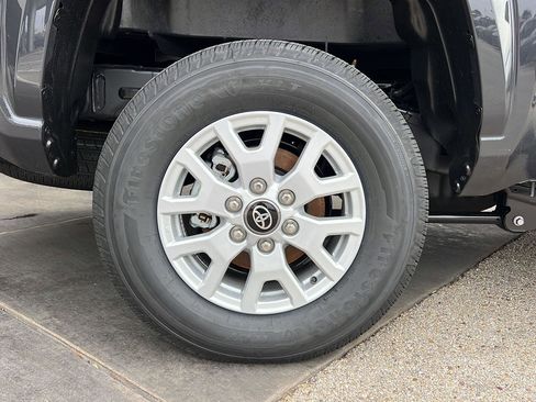 New 2025 Toyota Tacoma SR5 image 7