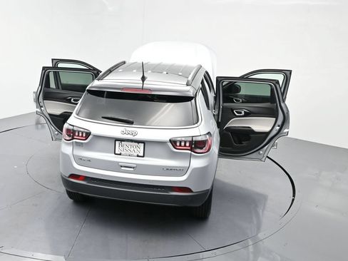 Used 2024 Jeep Compass Limited AWD/4WD image 26
