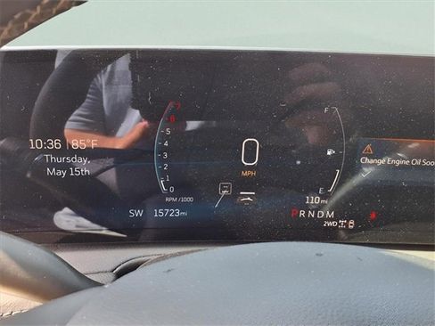 Used 2025 Cadillac XT4 Premium Luxury image 10