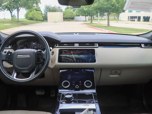 Used 2020 Land Rover Range Rover Velar R-Dynamic S AWD/4WD image 26