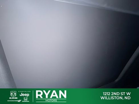 Used 2021 GMC Yukon SLT w/ SLT Luxury Plus Package AWD/4WD image 37