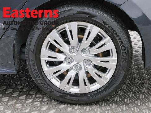 Used 2023 Honda Civic LX image 28