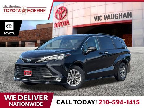 Certified 2024 Toyota Sienna XLE FWD image 1