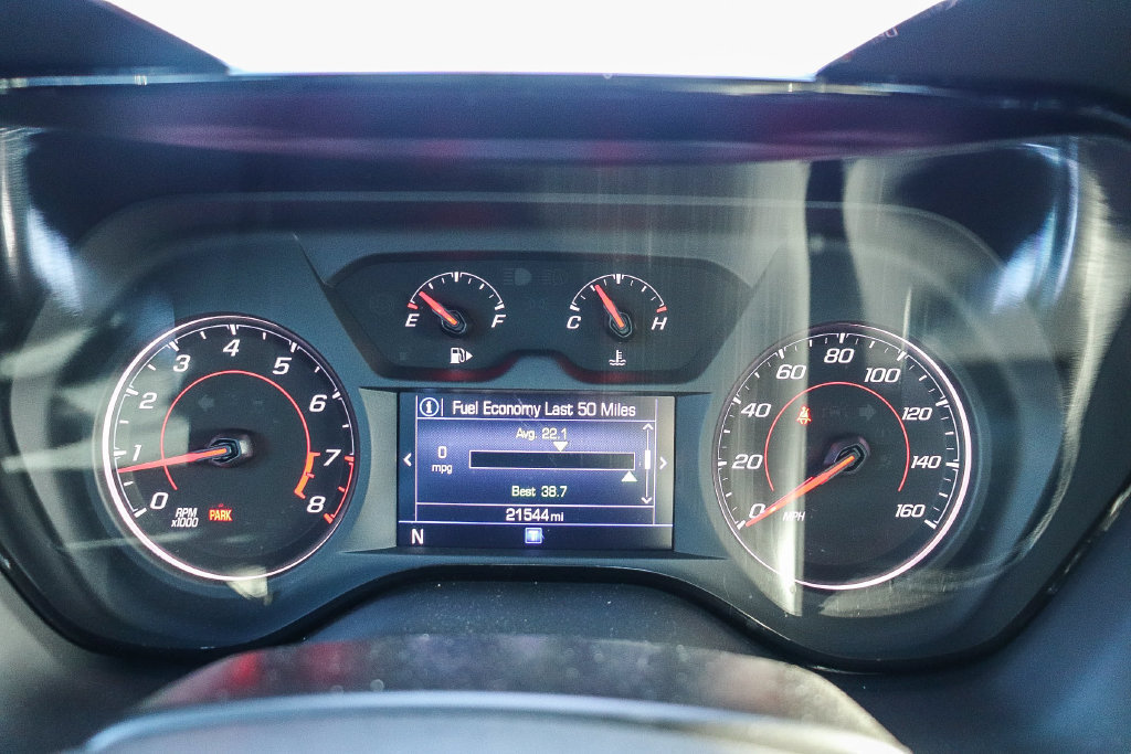 Used 2024 Chevrolet Camaro LT RWD image 25