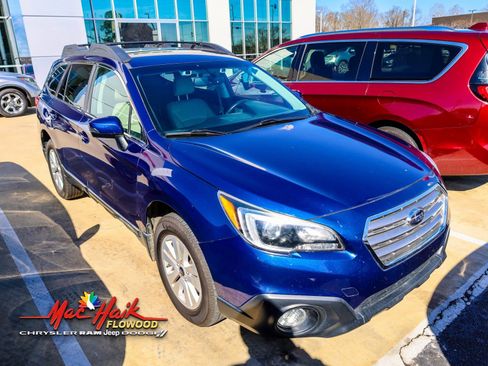 Used 2015 Subaru Outback 2.5i Premium image 2