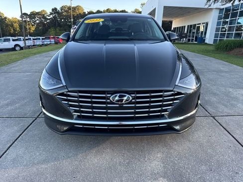 Used 2022 Hyundai Sonata Limited image 2