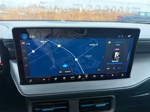 New 2025 Ford Maverick Lobo AWD/4WD image 46