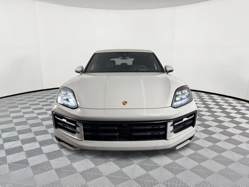 Certified 2026 Porsche Cayenne AWD/4WD image 6