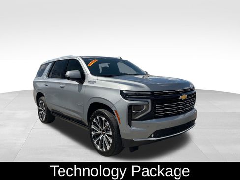 Used 2025 Chevrolet Tahoe High Country image 3