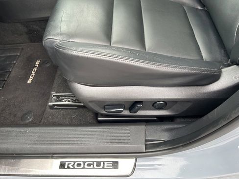 Certified 2023 Nissan Rogue SL w/ SL Premium Package FWD image 23