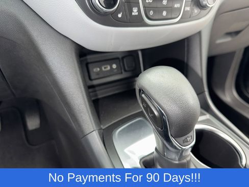 Used 2024 Chevrolet Equinox LT FWD image 20