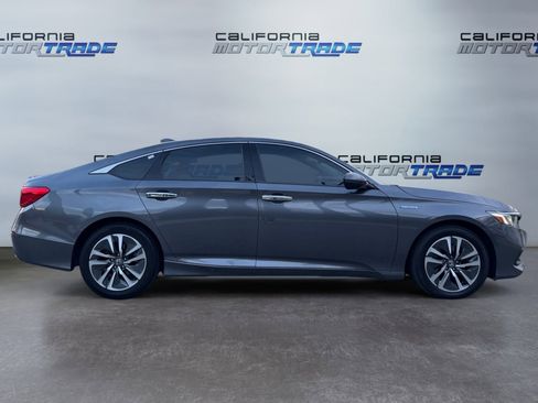 Used 2021 Honda Accord Hybrid image 4