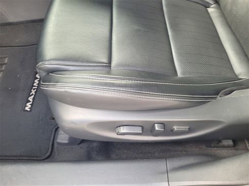 Used 2023 Nissan Maxima SV w/ Floor Mat Group image 27