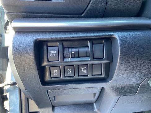 Used 2020 Subaru Crosstrek 2.0i Limited image 22