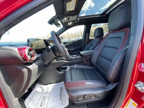 New 2026 Chevrolet Equinox RS w/ Convenience Package III AWD/4WD image 17