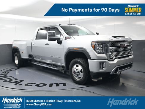 Used 2021 GMC Sierra 3500 Denali w/ Denali Ultimate Package AWD/4WD image 1