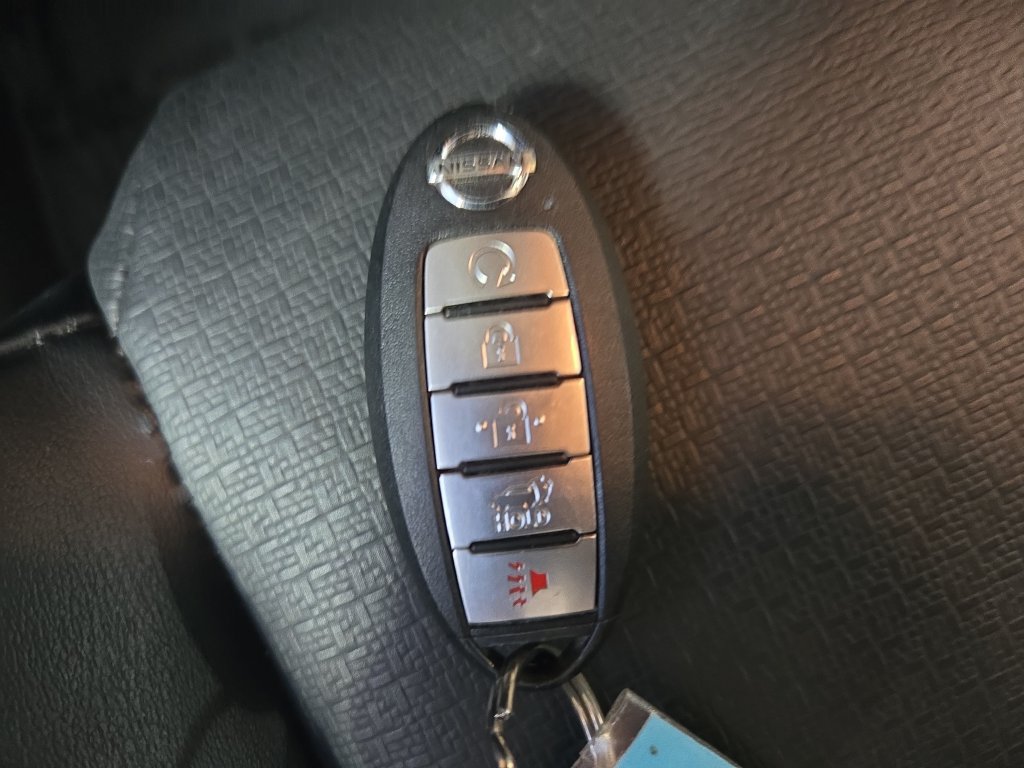 Used 2021 Nissan Rogue SV AWD/4WD image 39