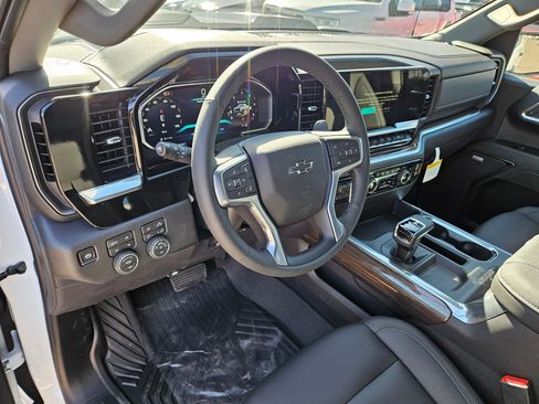 New 2026 Chevrolet Silverado 1500 LT Trail Boss w/ Safety Package AWD/4WD image 11