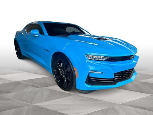 Used 2023 Chevrolet Camaro SS RWD image 2