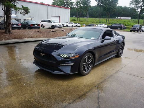 Used 2021 Ford Mustang Coupe w/ Equipment Group 101A RWD image 22
