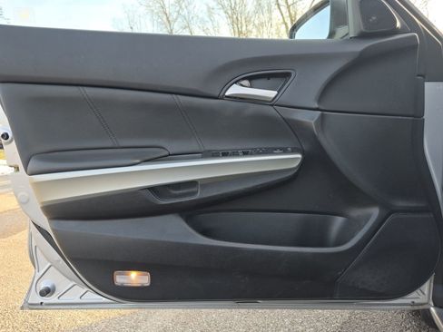 Used 2010 Honda Accord EX-L image 17