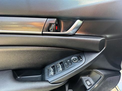 Used 2020 Honda Accord Sport image 18