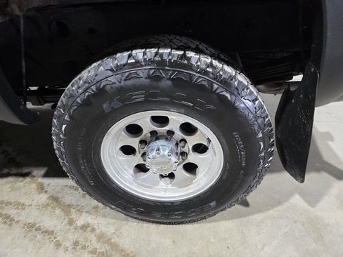 Used 2007 Chevrolet Silverado 2500 LT w/ Snow Plow Prep Package image 29