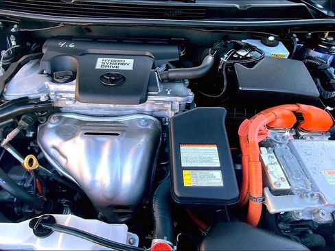 Used 2016 Toyota Avalon Limited image 30