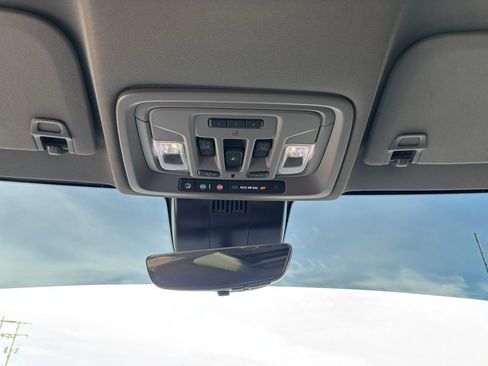 Used 2024 GMC Sierra 3500 Denali w/ Denali Reserve Package image 18