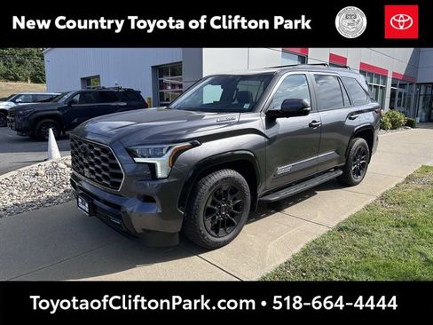 New 2025 Toyota Sequoia Platinum image 7