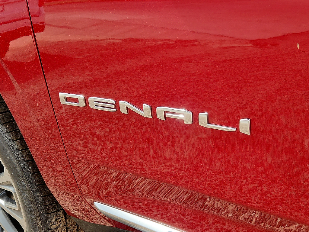 New 2026 GMC Yukon Denali AWD/4WD image 10