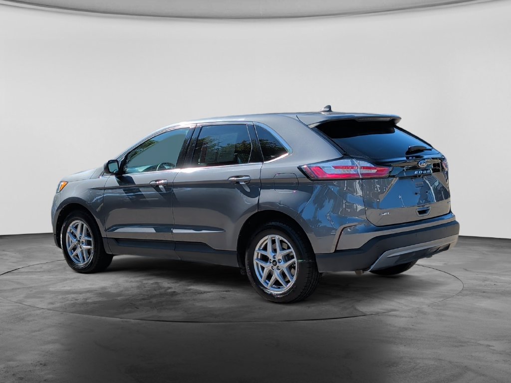 Used 2024 Ford Edge SEL AWD/4WD image 5