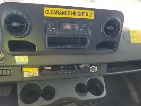 Used 2019 Mercedes-Benz Sprinter 170 image 11