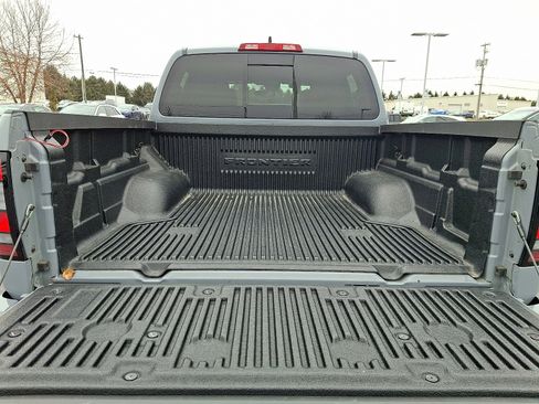Used 2023 Nissan Frontier PRO-4X w/ Technology Package image 28