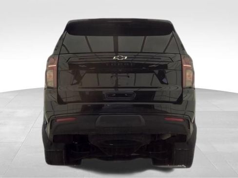 Used 2023 Chevrolet Tahoe Z71 w/ Luxury Package AWD/4WD image 5