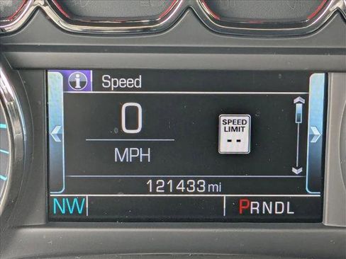 Used 2019 Chevrolet Tahoe LT w/ Luxury Package RWD image 11