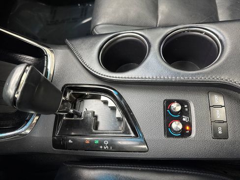 Used 2016 Toyota Avalon Limited FWD image 30