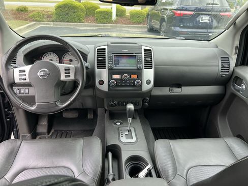 Used 2021 Nissan Frontier PRO-4X w/ Pro-4x Utility Package image 31