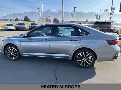 New 2026 Volkswagen Jetta SE image 6