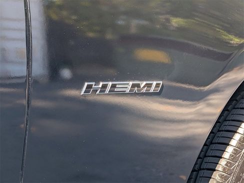 Used 2018 Dodge Charger R/T image 22