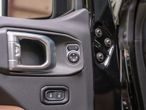 Used 2024 Jeep Wrangler Unlimited Rubicon 392 image 87