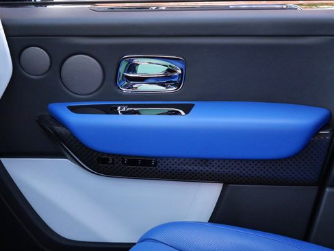 Certified 2024 Rolls-Royce Cullinan Black Badge image 11