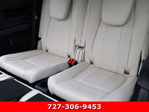 Certified 2021 Mercedes-Benz GLB 250 image 21