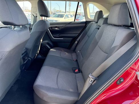 Used 2022 Toyota RAV4 XLE w/ Convenience Package AWD/4WD image 23