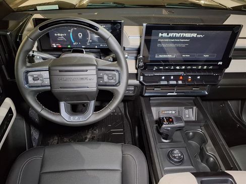 Used 2026 GMC Hummer EV SUV image 11