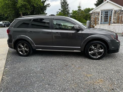 Used 2015 Dodge Journey Crossroad w/ Flexible Seating Group image 4