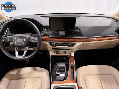 Used 2022 Audi Q5 2.0T Premium Plus image 2