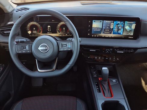 New 2026 Nissan Kicks SR w/ Illumination Package image 13